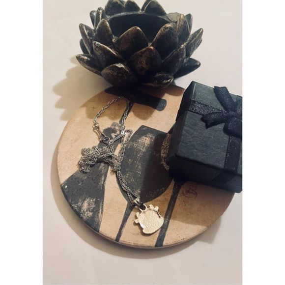 Cute COW NECKLACE - Picture 3 of 6